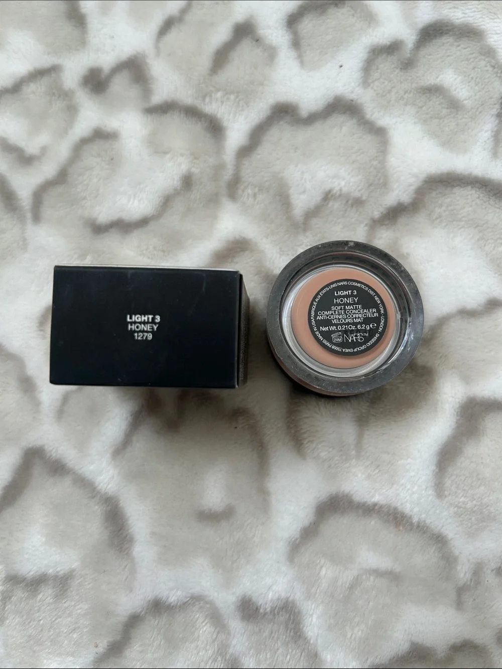 NARS Soft Matte Complete Concealer - Black Packaging with White Logo